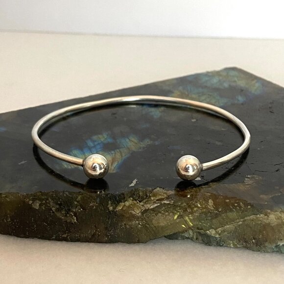 Vintage Sterling Silver 925 7MM Bead Ball Oval Cuff Bracelet Sz 7" - Picture 3 of 16